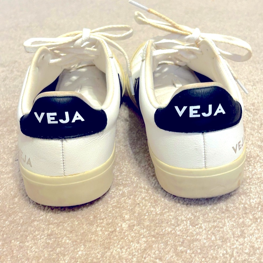 VEJA tennis shoes